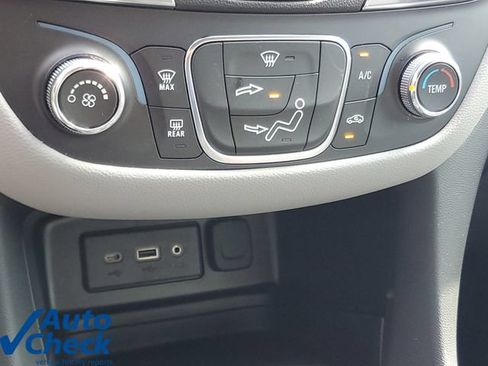 Used 2024 Chevrolet Equinox LS FWD image 25