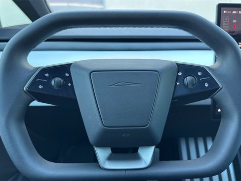 Used 2024 Tesla Cybertruck AWD Crew Cab image 21