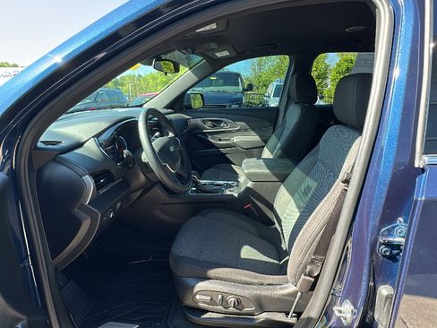 Used 2023 Chevrolet Traverse LT w/ LPO, Floor Liner Package AWD/4WD image 13