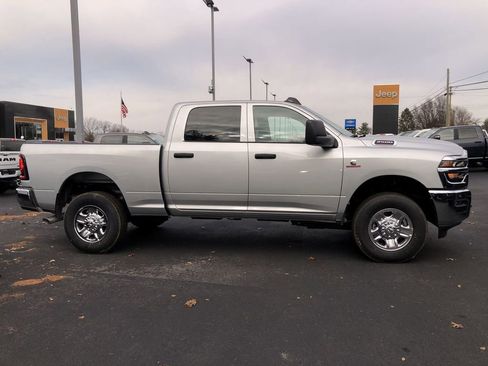 New 2026 RAM 2500 Tradesman w/ Chrome Appearance Group AWD/4WD image 6