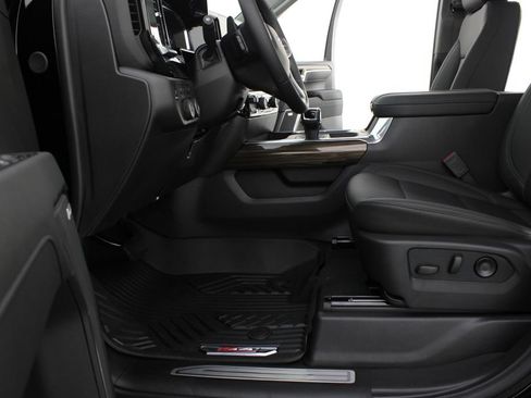 New 2026 Chevrolet Silverado 1500 LT Trail Boss w/ LT Trail Boss Premium Package AWD/4WD image 18