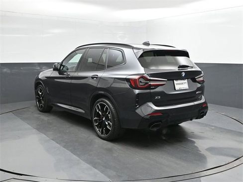Used 2024 BMW X3 M40i w/ Premium Package image 5