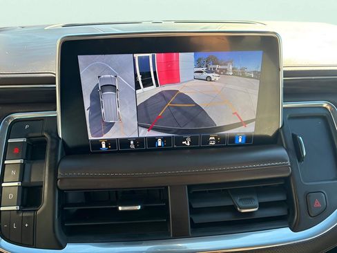 Used 2021 GMC Yukon SLT w/ SLT Luxury Package image 25