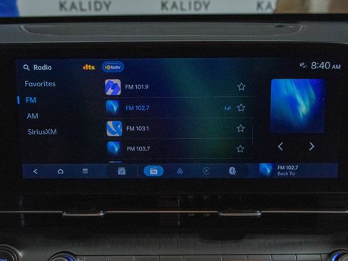Used 2025 Hyundai Kona SEL FWD image 8