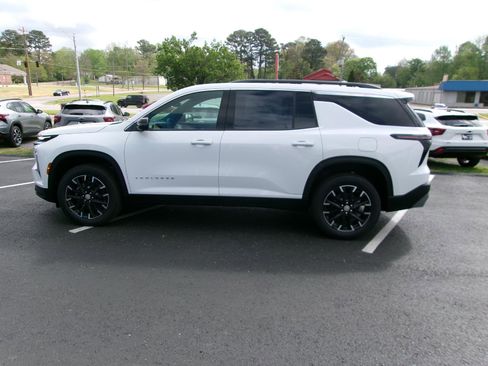 New 2026 Chevrolet Traverse LT FWD image 6