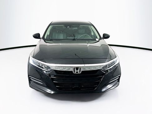 Used 2018 Honda Accord LX image 2