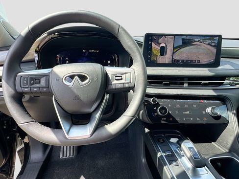 Certified 2026 INFINITI QX60 Luxe w/ Cargo Package FWD image 12