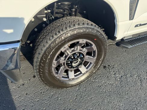 Used 2024 Ford F350 XL w/ 360-Degree Camera Package image 27