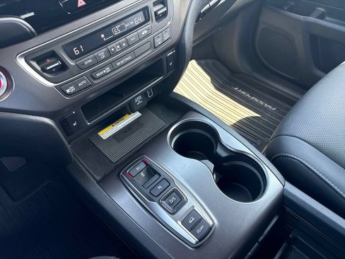 Used 2023 Honda Passport EX-L image 12