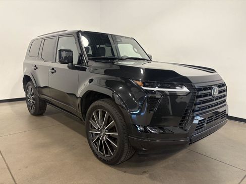 Used 2026 Lexus GX 550 w/ Accessory Package (2T) AWD/4WD image 1