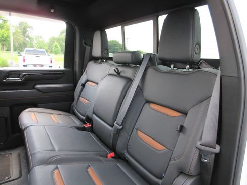 Certified 2024 GMC Sierra 3500 AT4 w/ Technology Package AWD/4WD image 26