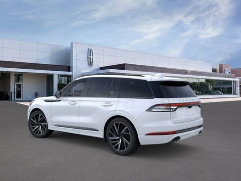 New 2026 Lincoln Aviator Black Label AWD/4WD image 5