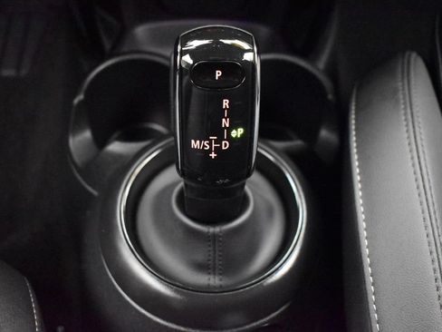 Used 2024 MINI Cooper S FWD image 25