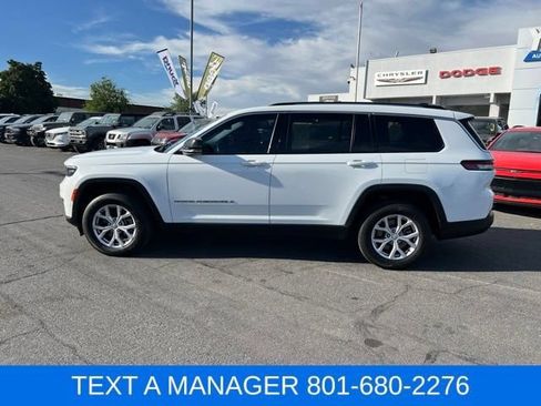 Used 2022 Jeep Grand Cherokee L Limited w/ Luxury Tech Group II AWD/4WD image 2