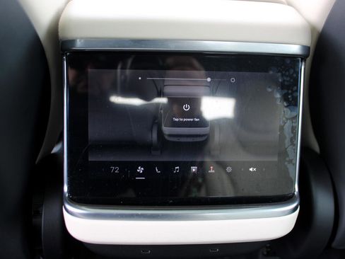 Used 2021 Tesla Model S Plaid image 16