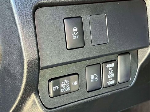 Certified 2023 Toyota Tacoma TRD Off-Road image 19