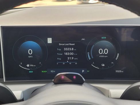 Used 2025 Hyundai Tucson Limited image 25