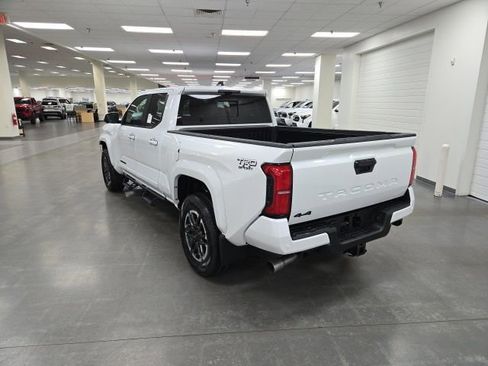 New 2026 Toyota Tacoma TRD Sport image 4