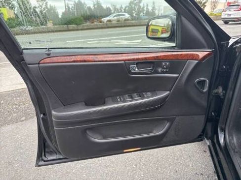 Used 2007 Cadillac DTS Luxury I w/ Sun And Sound Package image 34