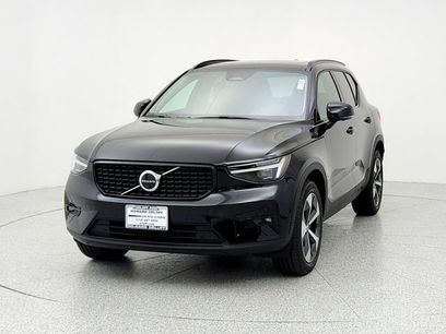 New 2026 Volvo XC40 B5 Plus w/ Protection Package Premier