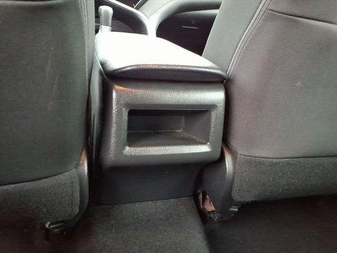 Used 2020 Toyota Camry LE w/ Convenience Package image 16