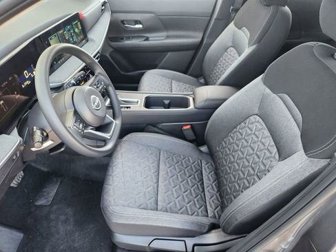 New 2026 Nissan Kicks SV image 9