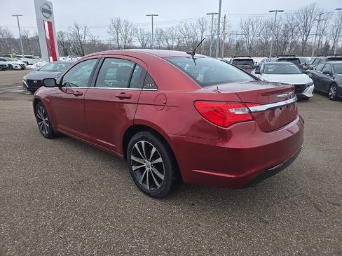 Used 2011 Chrysler 200 S image 5