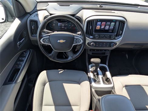 Used 2018 Chevrolet Colorado LT w/ LT Convenience Package image 16