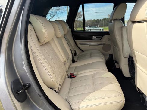 Used 2013 Land Rover Range Rover Sport HSE LUX w/ Luxury Interior Pkg image 19