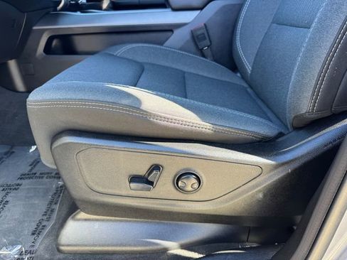 Used 2022 RAM 1500 Big Horn AWD/4WD image 16