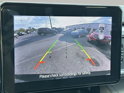 Used 2024 Ford Explorer XLT w/ Equipment Group 202A image 22