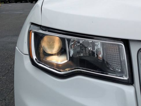 Certified 2021 Jeep Grand Cherokee Limited w/ Luxury Group II RWD image 7
