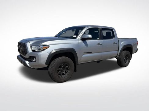 Used 2022 Toyota Tacoma TRD Off-Road AWD/4WD image 1