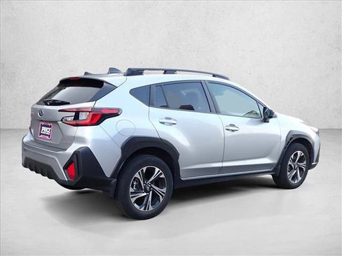Used 2024 Subaru Crosstrek 2.0i Premium AWD/4WD image 4