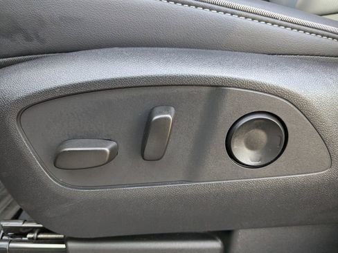 Used 2026 Chevrolet Silverado EV Trail Boss w/ Plus Package image 21