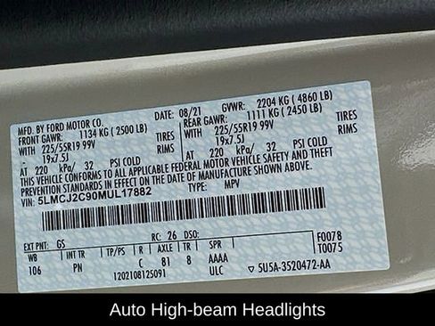 Used 2021 Lincoln Corsair Reserve w/ Equipment Group 201A image 18