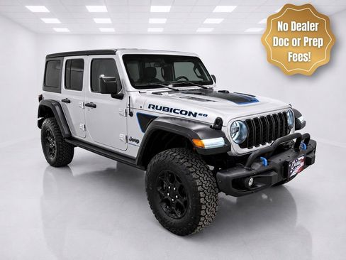 Used 2023 Jeep Wrangler Unlimited Rubicon 4xe AWD/4WD image 2