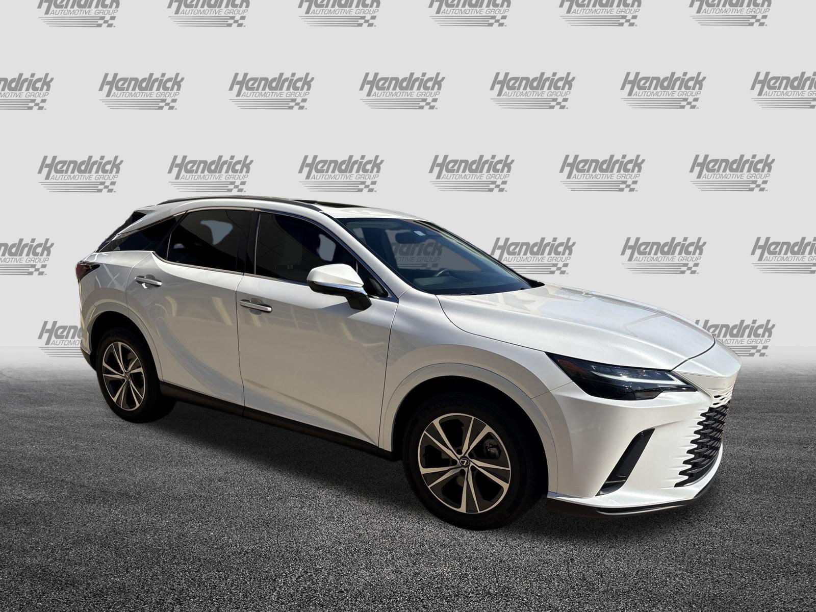 Used 2024 Lexus RX 350 Premium w/ Convenience Package FWD image 2
