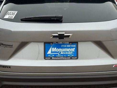 New 2026 Chevrolet Trax RS w/ Sunroof Package image 12