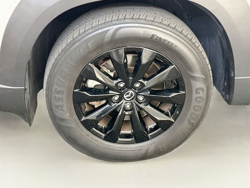 Used 2025 MAZDA CX-50 AWD 2.5 S w/ Premium Package image 36