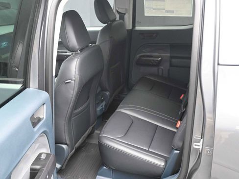 New 2026 Ford Maverick Lariat w/ Black Appearance Package image 13