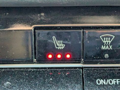 Used 2025 Chevrolet Equinox LT w/ Safety and Technology Package FWD image 27