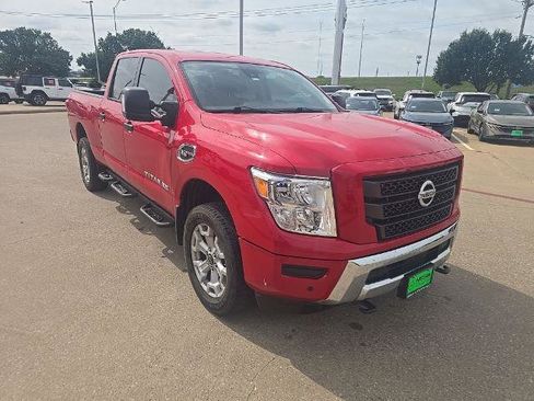 Certified 2023 Nissan Titan SV w/ SV Convenience Package AWD/4WD image 7