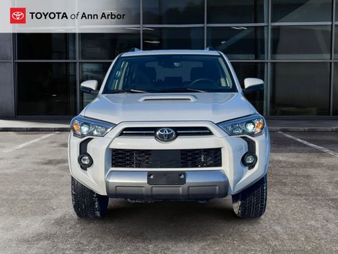 Used 2023 Toyota 4Runner TRD Off-Road image 12