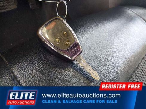 Used 2017 Jeep Compass Latitude image 22