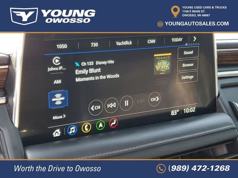 Used 2021 Chevrolet Suburban High Country w/ Premium Package 2 AWD/4WD image 19