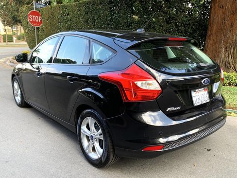 Used 2014 Ford Focus SE image 5