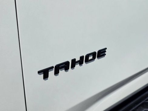 Used 2023 Chevrolet Tahoe High Country AWD/4WD image 11