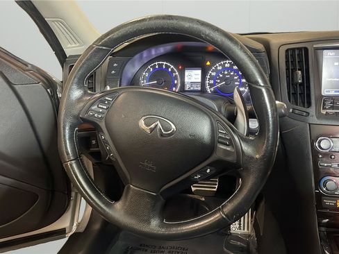 Used 2010 INFINITI G37 Convertible w/ Premium Pkg RWD image 22