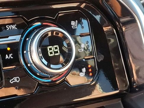 Used 2025 GMC Sierra 2500 Denali Ultimate image 30